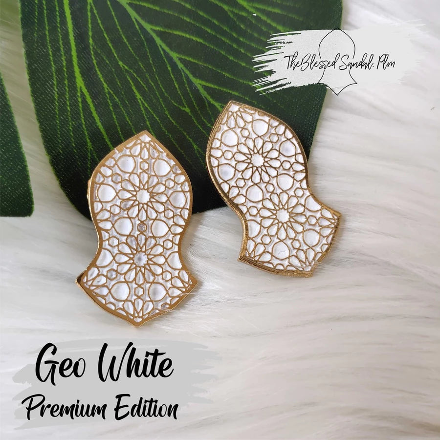 The Blessed Sandal Enamel Magnetic Pin – Premium Magnetic Islamic Pin