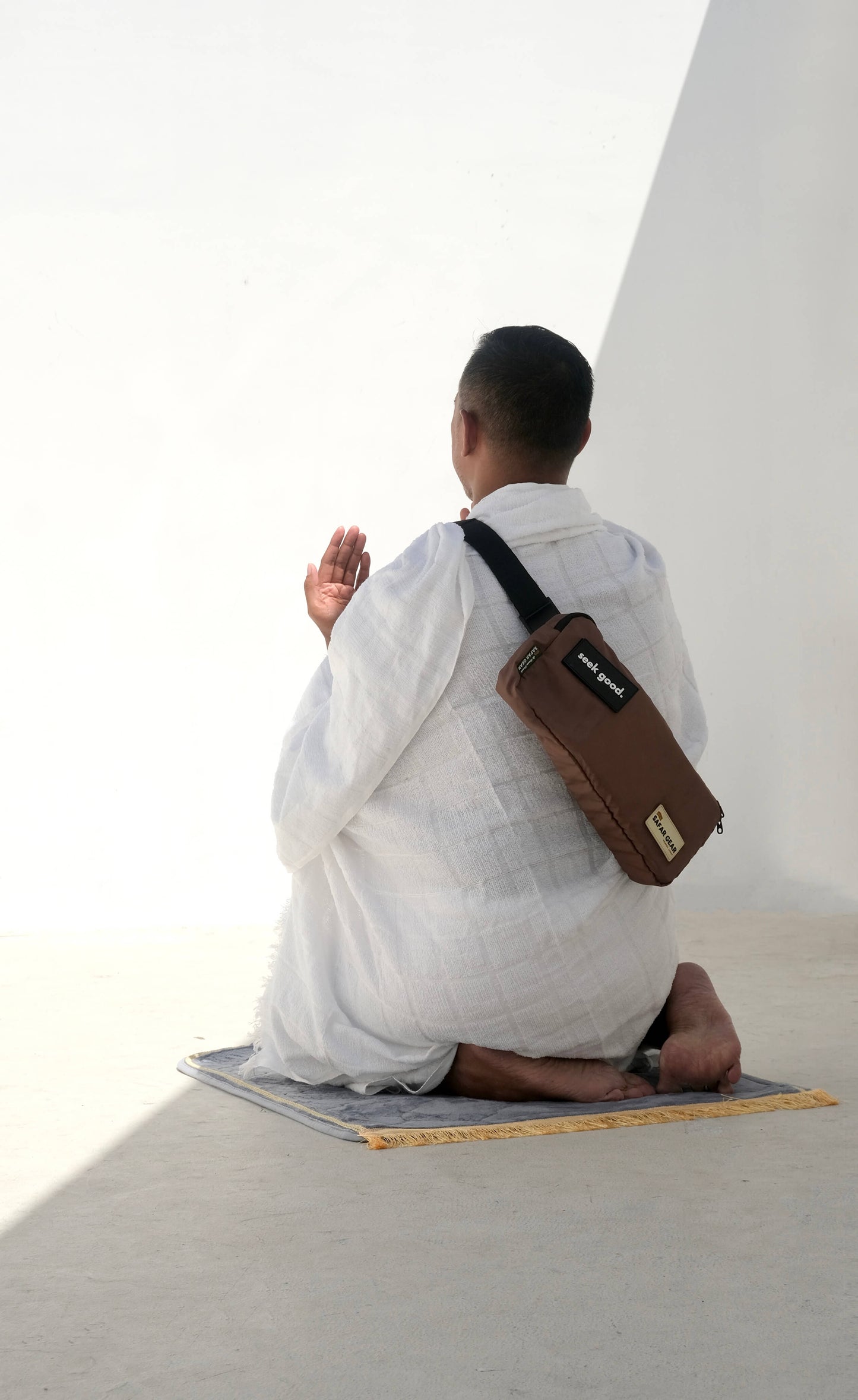 Al Haram Nomad  - Your Hajj and Umrah Footwear Bag
